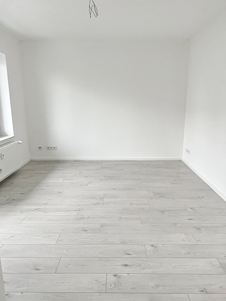 GLOBALVERKAUF – Vollmodernisiertes 13 Parteienhaus KfW 55 in Niedernhausen – TOP VERMIETET – TOP RENDITE