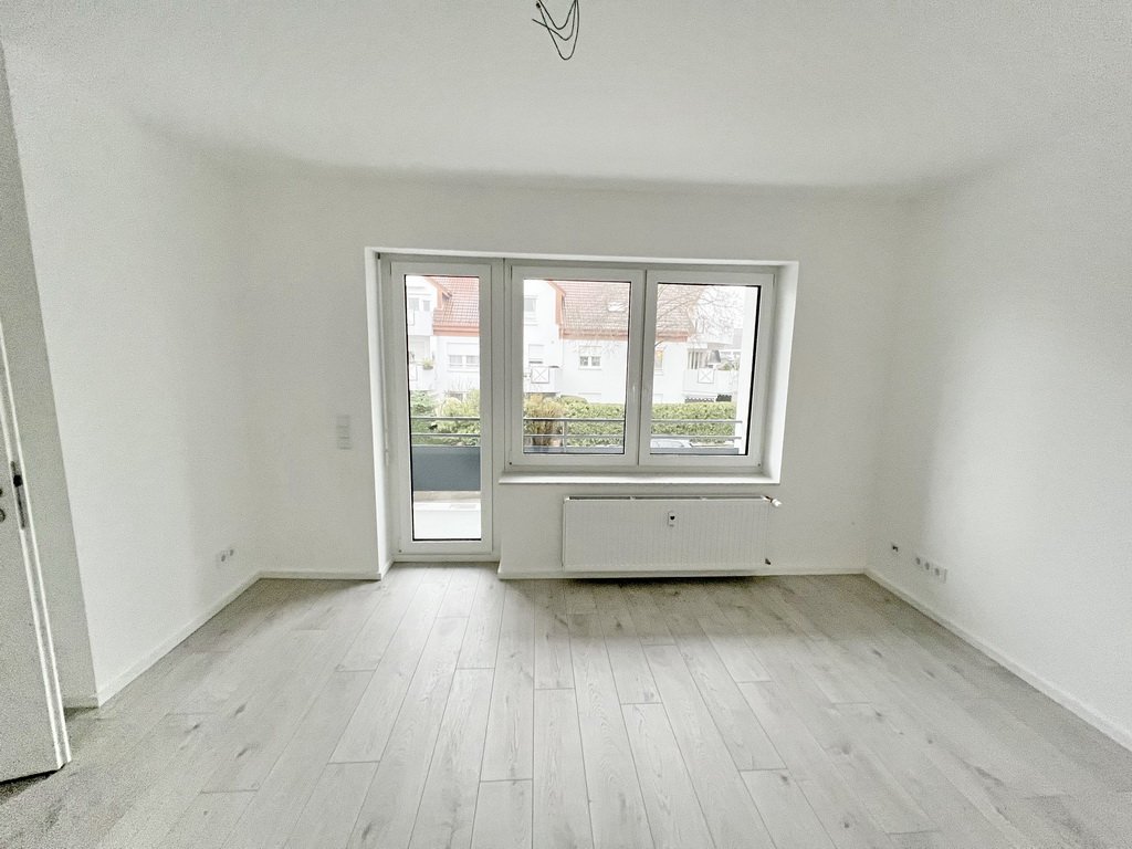 GLOBALVERKAUF – Vollmodernisiertes 13 Parteienhaus KfW 55 in Niedernhausen – TOP VERMIETET – TOP RENDITE