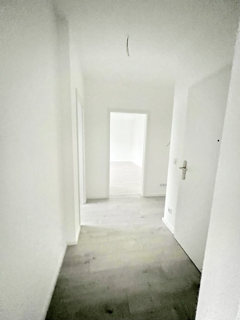 GLOBALVERKAUF – Vollmodernisiertes 13 Parteienhaus KfW 55 in Niedernhausen – TOP VERMIETET – TOP RENDITE