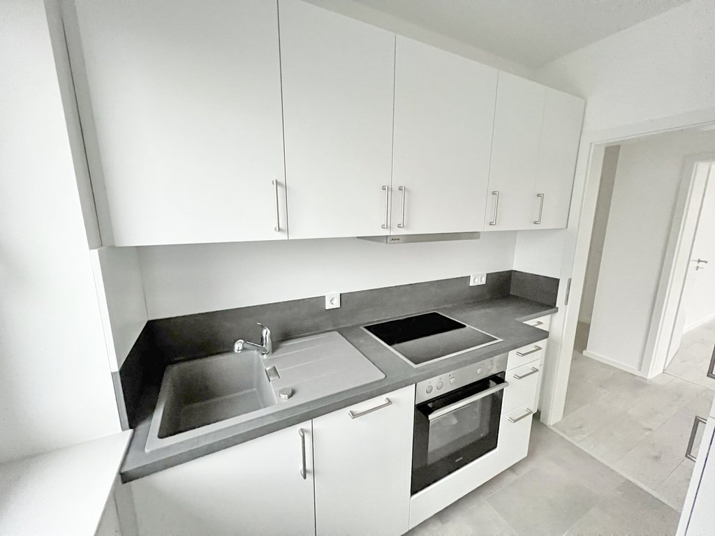 GLOBALVERKAUF – Vollmodernisiertes 13 Parteienhaus KfW 55 in Niedernhausen – TOP VERMIETET – TOP RENDITE