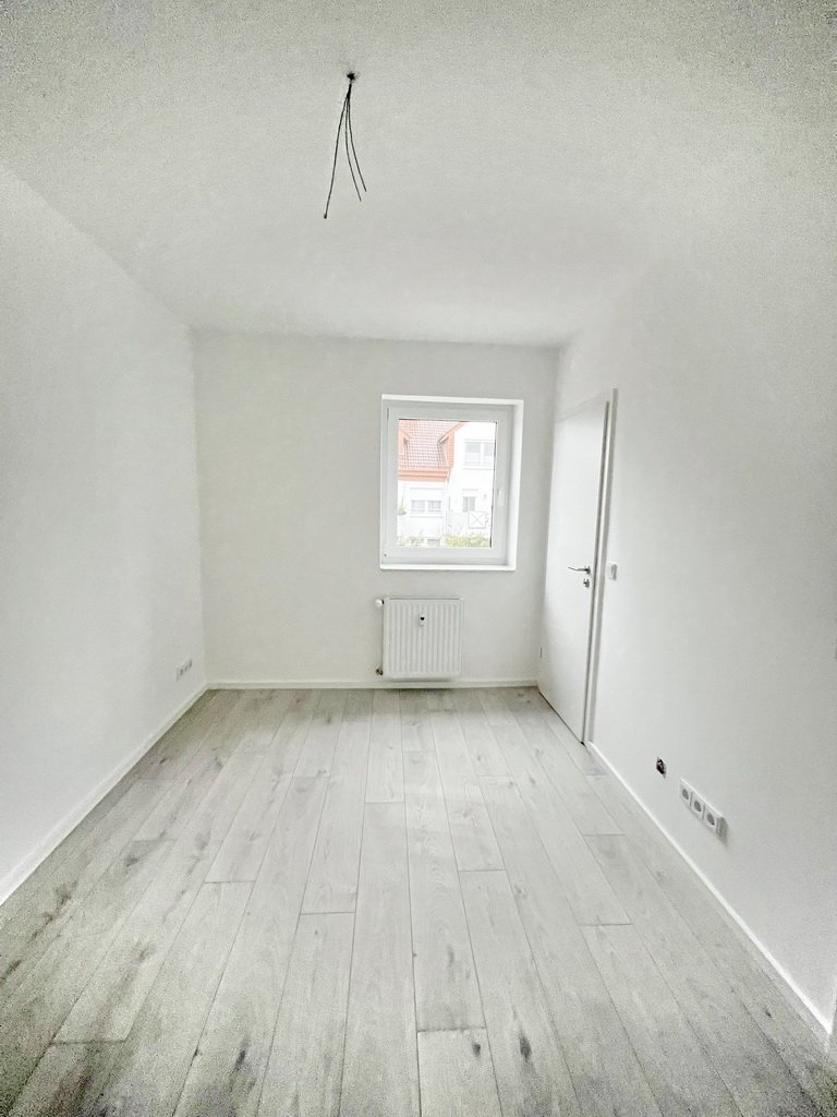 13 PARTEIENHAUS - alle Einheiten neu vermietet - Vollmodernisiert KfW 55 – Kreditübernahme möglich