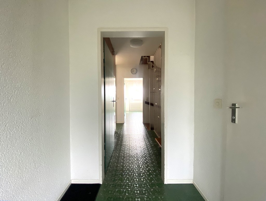 + SUPER LAGE + Attraktives Reihenmittelhaus am Wellritztal mit schönem Garten