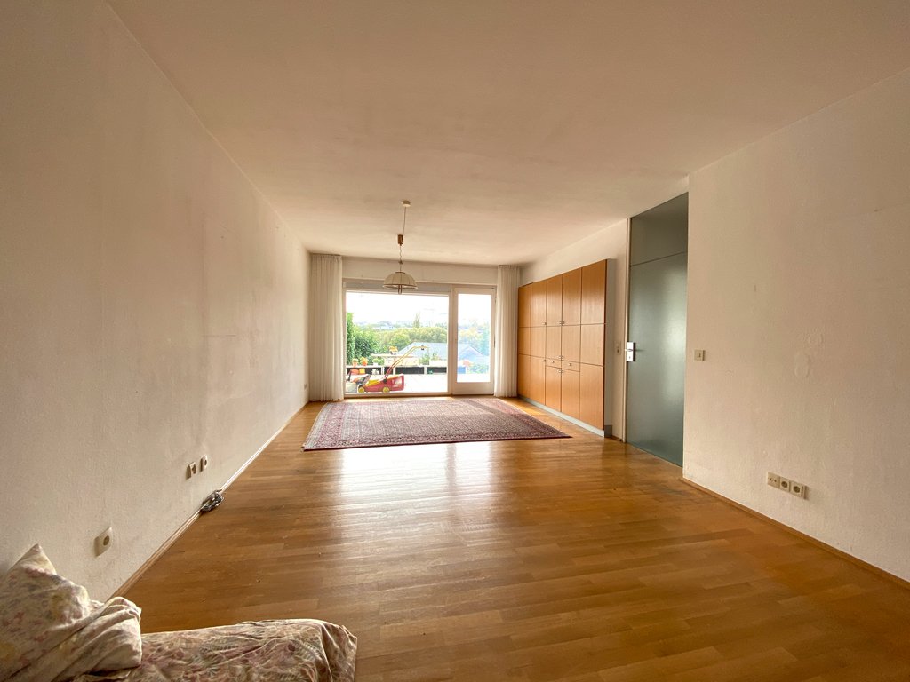 + SUPER LAGE + Attraktives Reihenmittelhaus am Wellritztal mit schönem Garten