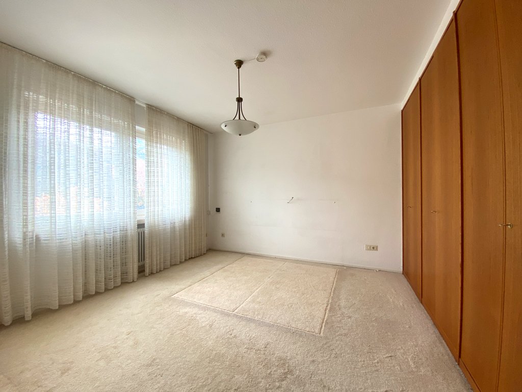 + SUPER LAGE + Attraktives Reihenmittelhaus am Wellritztal mit schönem Garten