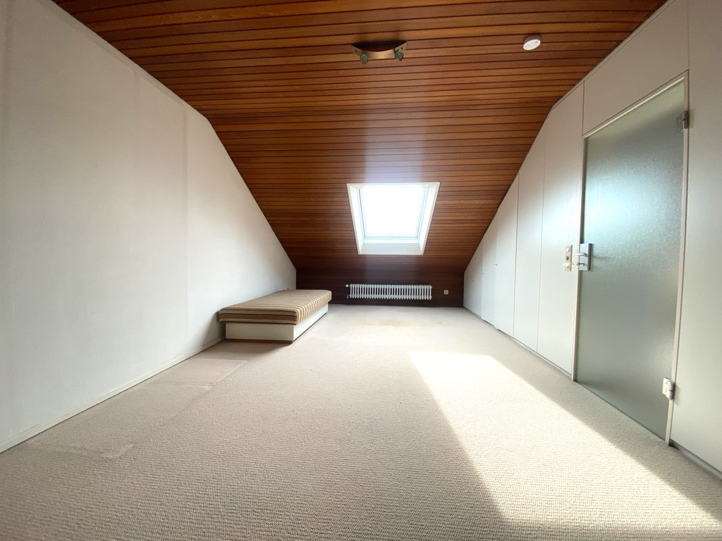 + SUPER LAGE + Attraktives Reihenmittelhaus am Wellritztal mit schönem Garten