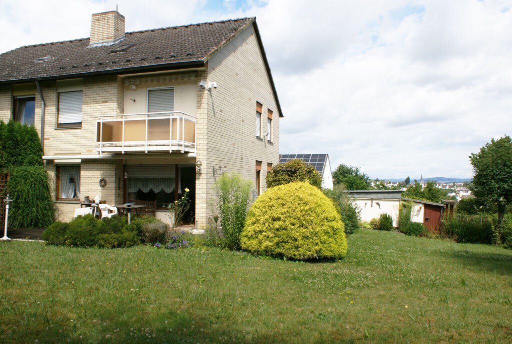 OPEN HOUSE 25. - 26.10. Tolles Reihenendhaus mit riesigem Garten direkt am Feld gelegen