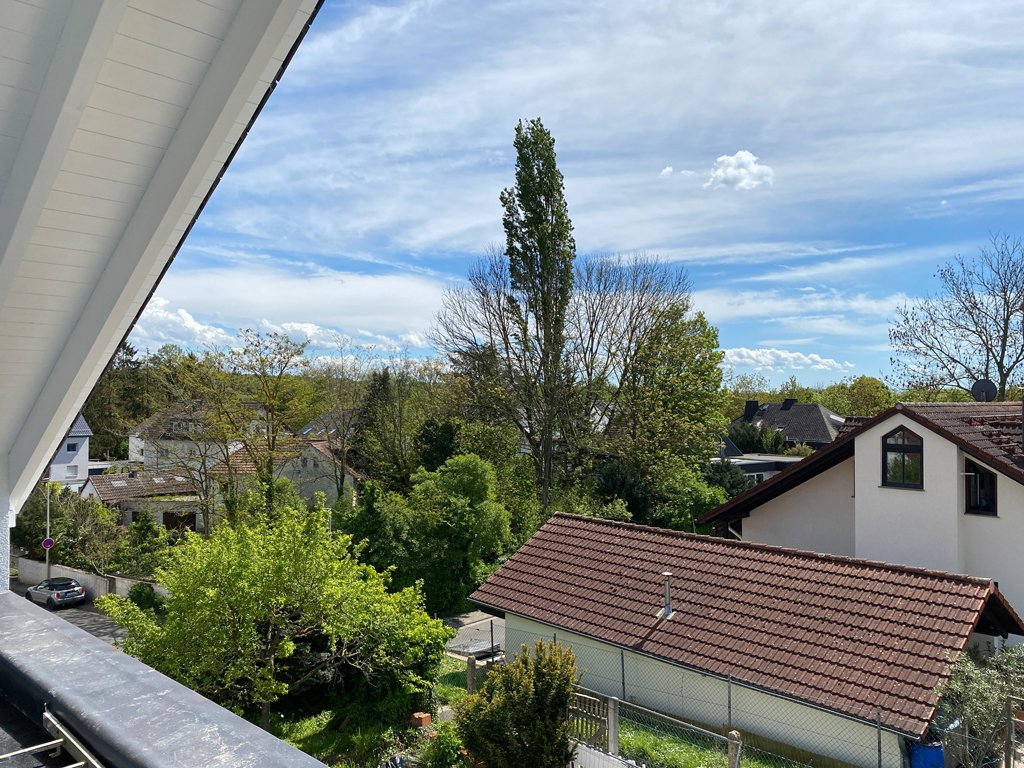 Blick von der Loggia ins Grüne