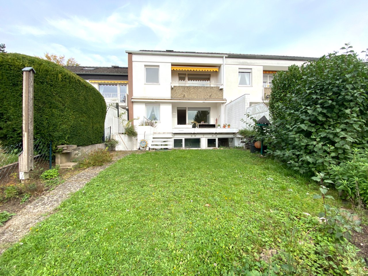Ansicht Gartenseite, Ausrichtung Süden Ansicht Gartenseite, Ausrichtung Süden