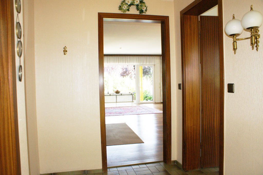 Blick Eingangsbereich zum Wohnzimmer Blick Eingangsbereich zum Wohnzimmer