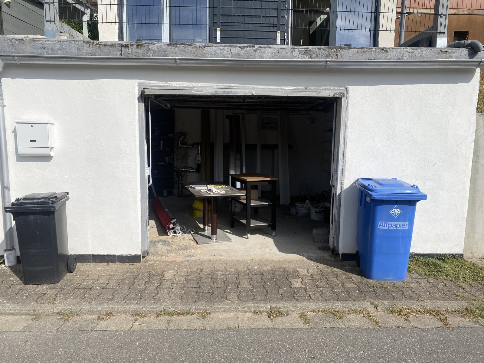 Garage Garage